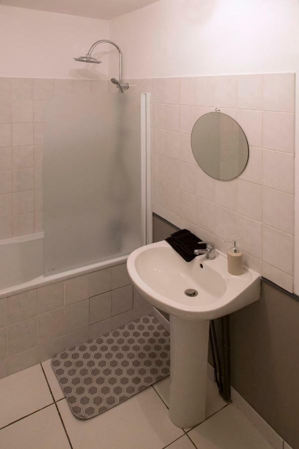 Duplex De Charmes N°1 Auxerre. Apartment Luaran gambar