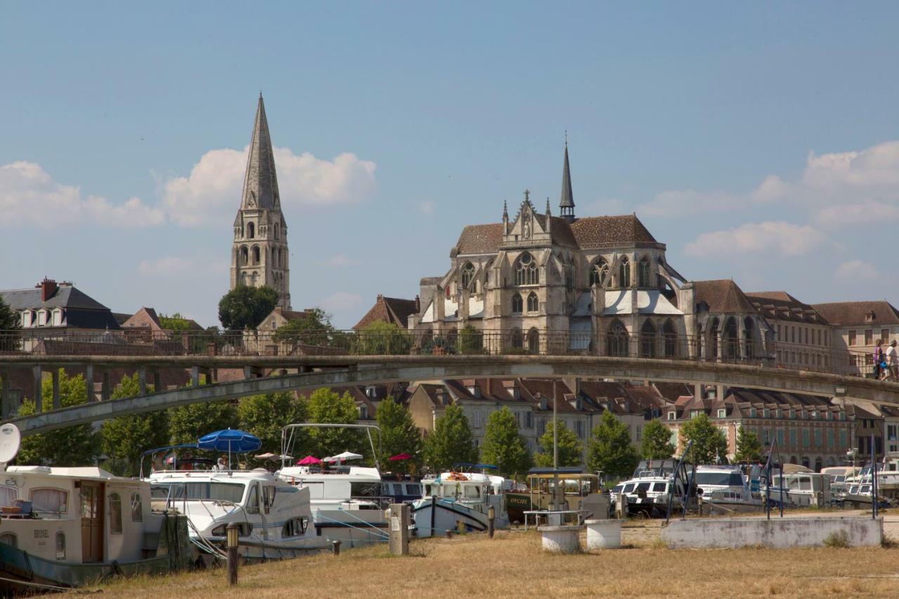 Duplex De Charmes N°1 Auxerre. Apartment Luaran gambar